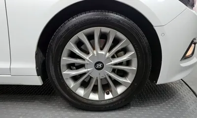 Hyundai Sonata 2015, 138340 км, за 6892.48 USD