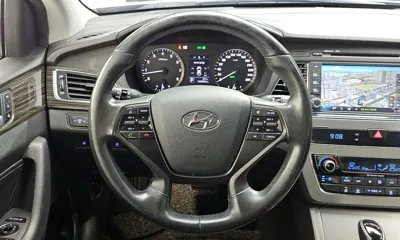 Hyundai Sonata 2015, 138340 км, за 6892.48 USD - фото 12
