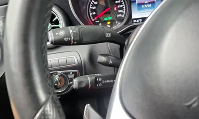 Mercedes-Benz C-Class 2018, 117706 км, за 24937.64 USD - фото 29