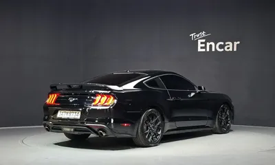 Ford Mustang 2018, 136212 км, за 12028.37 USD