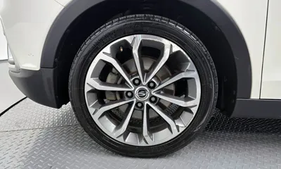 KG_Mobility_Ssangyong TIBOLI 2017, 194876 км, за 3120.33 USD