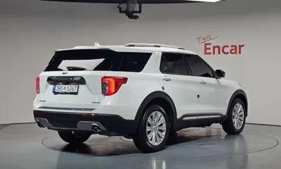 Ford Explorer 2023, 25146 км, за 23442.07 USD