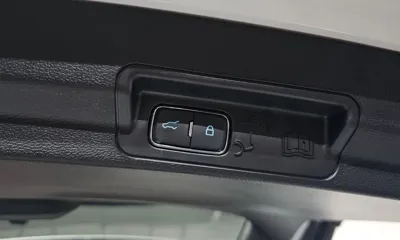 Ford Explorer 2023, 25146 км, за 23442.07 USD - фото 32
