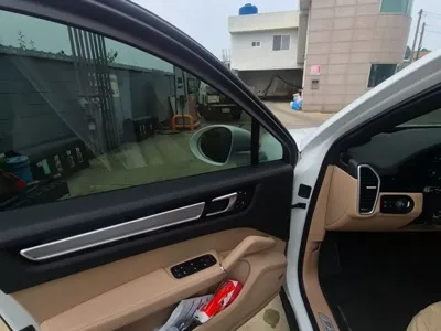 Porsche Cayenne 2023, 54000 км, за 72206.91 USD - фото 7