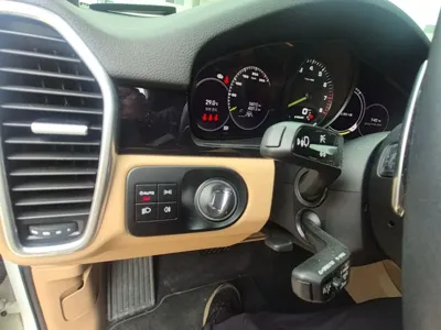 Porsche Cayenne 2023, 54000 км, за 72206.91 USD - фото 14