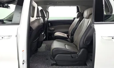 Kia Canival 2024, 54791 км, за 24264.92 USD - фото 12