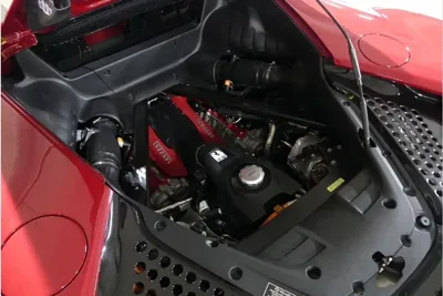 Ferrari SF90 2022, 4000 км, за 277661.81 USD