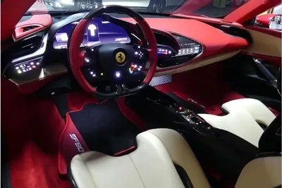 Ferrari SF90 2022, 4000 км, за 277661.81 USD