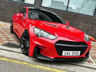 Hyundai Genesis 2013, 142834 км, за 5830.62 USD