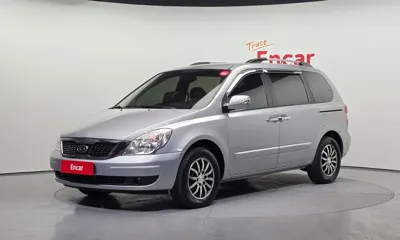 Kia Canival · 2010 год
