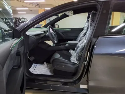 Tesla Model Y 2026, 5 км, за 33615.65 USD