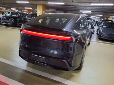 Tesla Model Y 2026, 5 км, за 33615.65 USD - фото 11