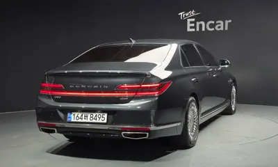 Genesis G90 2021, 118021 км, за 23653.78 USD