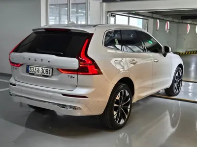 Volvo XC60 2026, 3951 км, за 47780 USD
