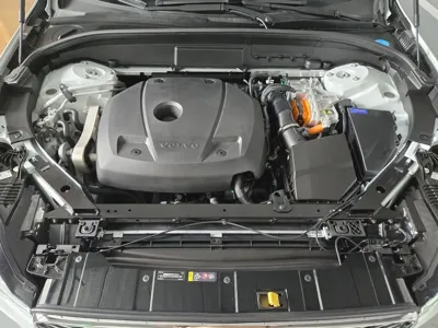 Volvo XC60 2026, 3951 км, за 47780 USD - фото 6