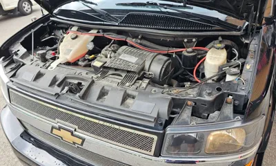 Chevrolet Express Van 2017, 49317 км, за 29230.15 USD - фото 6