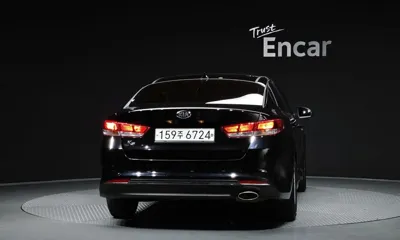 Kia K5 2017, 122718 км, за 4680.49 USD