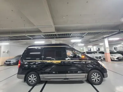 Hyundai Starex 2016, 90000 км, за 10437.18 USD