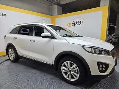 Kia Sorento 2016, 92020 км, за 8985.79 USD