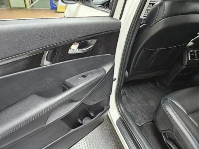 Kia Sorento 2016, 92020 км, за 8985.79 USD - фото 12