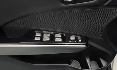 KG_Mobility_Ssangyong TIBOLI 2016, 42839 км, за 6544.16 USD - фото 28