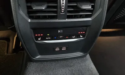 BMW 3-Series 2022, 63836 км, за 18883.89 USD - фото 30