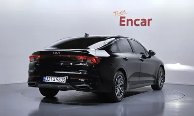 Kia K5 2022, 77316 км, за 12026.26 USD