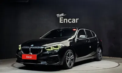BMW 1-Series · 2022 год