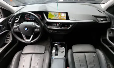 BMW 1-Series 2022, 43375 км, за 15071.4 USD - фото 7