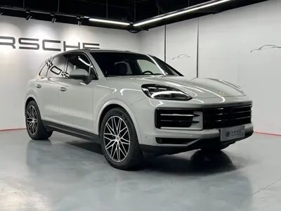 Porsche Cayenne 2025, 4900 км, за 132133.99 USD