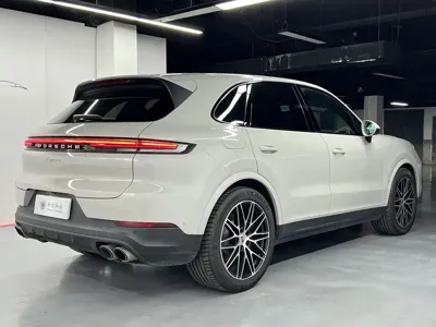 Porsche Cayenne 2025, 4900 км, за 132133.99 USD - фото 6