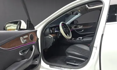 Mercedes-Benz E-Class 2017, 90831 км, за 15107.11 USD - фото 10