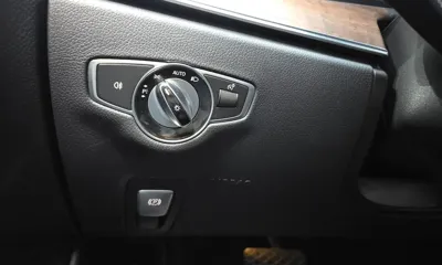 Mercedes-Benz E-Class 2017, 90831 км, за 15107.11 USD - фото 19