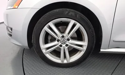 Volkswagen Passat 2014, 89069 км, за 3517.92 USD
