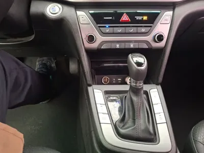 Hyundai Avante 2016, 177932 км, за 3965.62 USD - фото 8