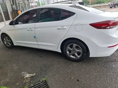 Hyundai Avante 2016, 177932 км, за 3965.62 USD - фото 18