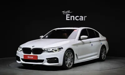 BMW 5-Series · 2018 год