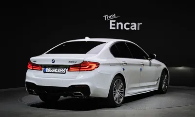 BMW 5-Series 2018, 123494 км, за 16355.75 USD