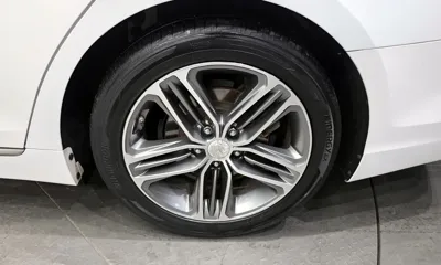 Hyundai Grandeur 2017, 135061 км, за 7735.81 USD