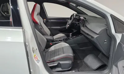 Volkswagen Golf 2024, 34405 км, за 22121.57 USD - фото 11