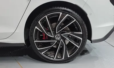 Volkswagen Golf 2024, 34405 км, за 22121.57 USD - фото 21