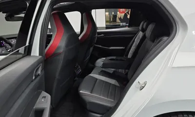 Volkswagen Golf 2024, 34405 км, за 22121.57 USD - фото 26
