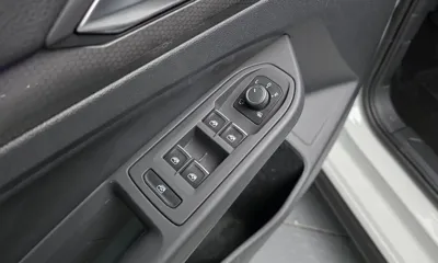 Volkswagen Golf 2024, 34405 км, за 22121.57 USD - фото 29