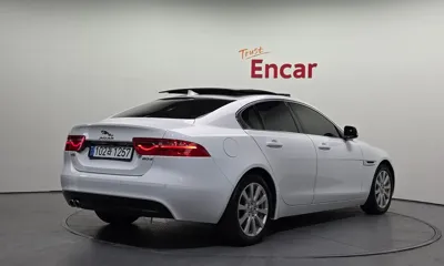 Jaguar XE 2016, 85278 км, за 4465.16 USD