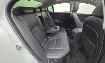 Jaguar XE 2016, 85278 км, за 4465.16 USD - фото 20
