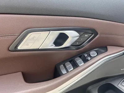 BMW 3 Series 2021, 56000 км, за 26014.8 USD - фото 29