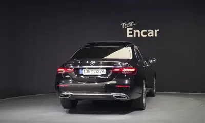 Mercedes-Benz E-Class 2021, 62162 км, за 28817.12 USD