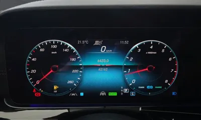 Mercedes-Benz E-Class 2021, 62162 км, за 28817.12 USD - фото 8