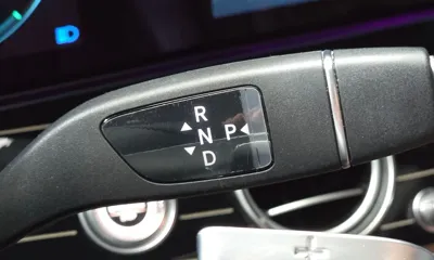 Mercedes-Benz E-Class 2021, 62162 км, за 28817.12 USD - фото 9