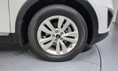 Kia Sorento 2016, 161201 км, за 7089.41 USD
